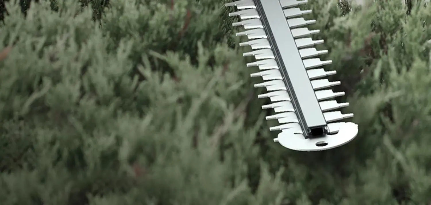 Powerful and Portable Hedge Trimmer for Efficient Garden Maintenance