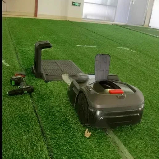 500sqm Automatic Grass Cutting Machine Self Propelled Rc Electric Battery GPS Remote Control Robot Lawn Mower