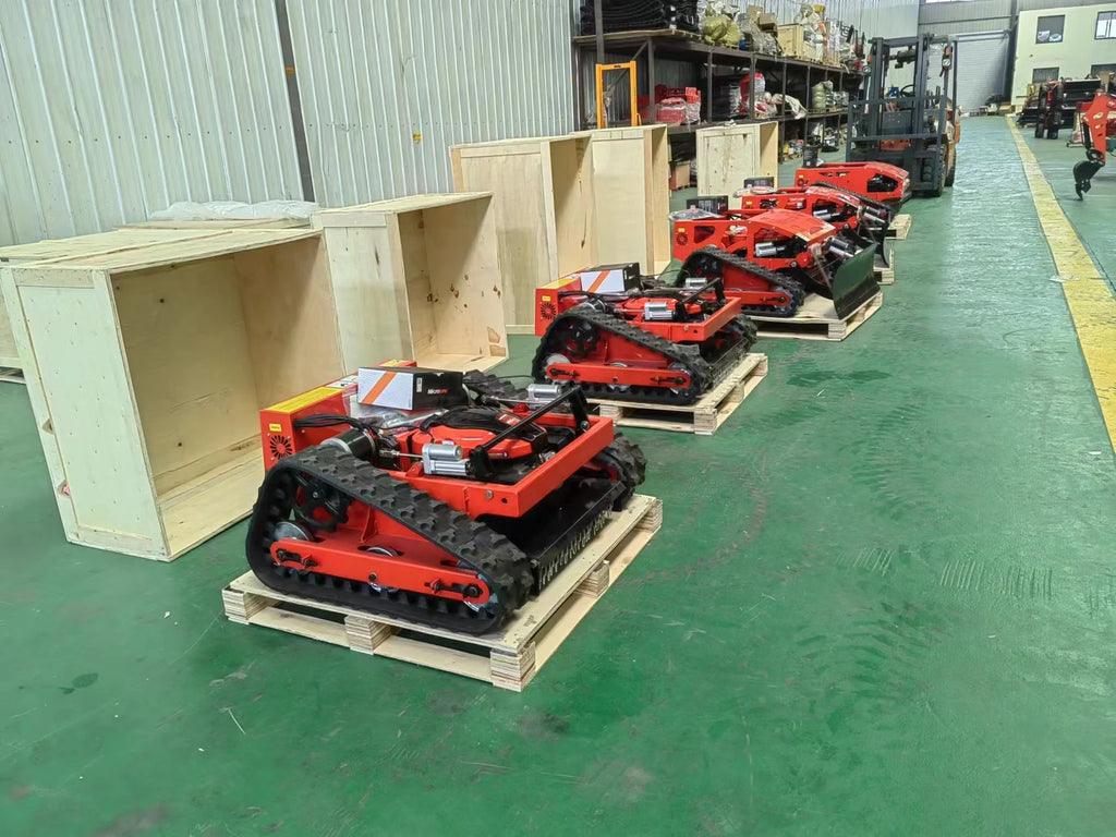 Self-propelled Garden Lawn Mower Industrial-type Lawn Trimmer Tracked Remote-controlled Lawn Mower